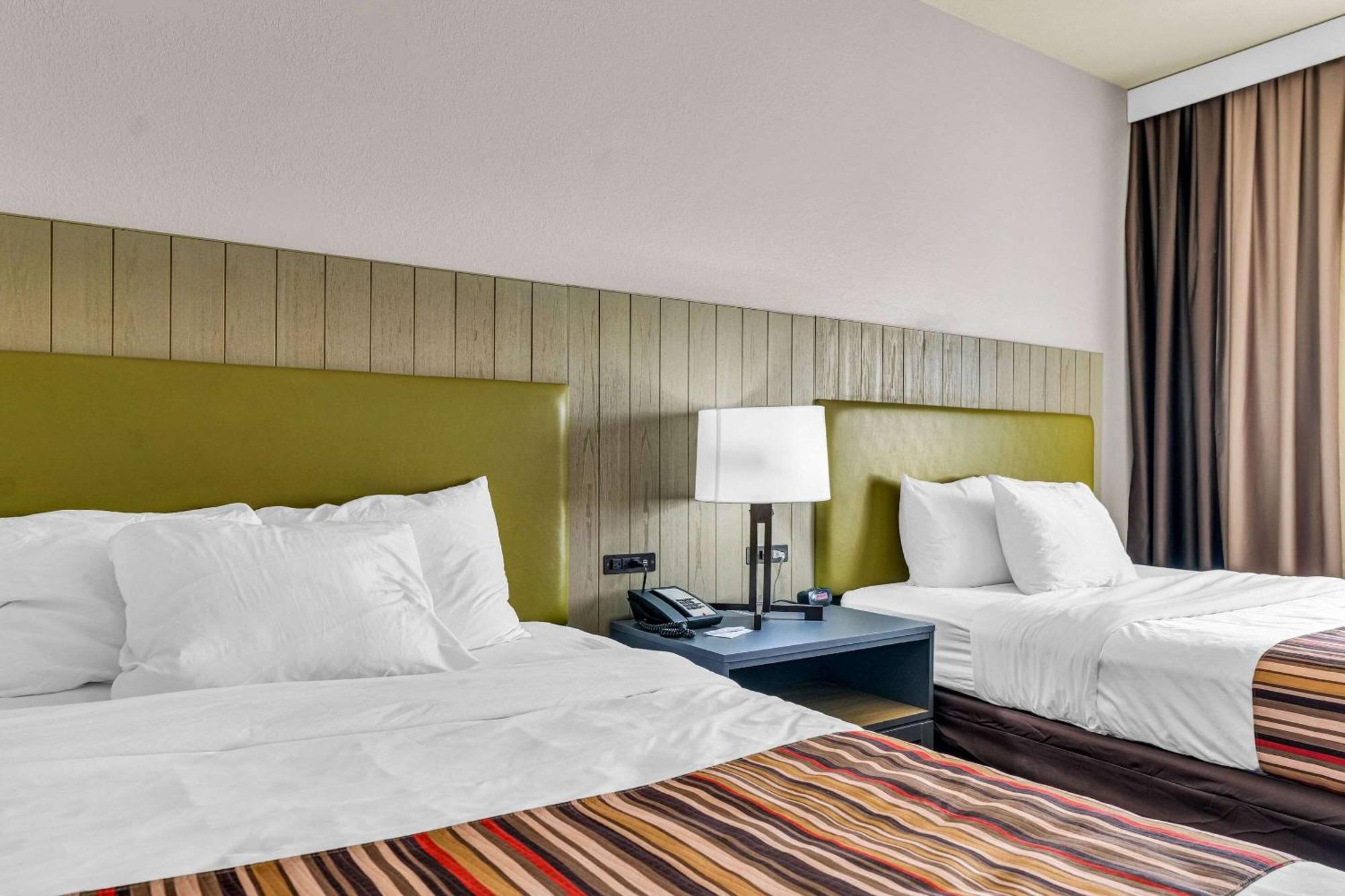 Country & By Radisson, Decatur, Il 3* Decatur