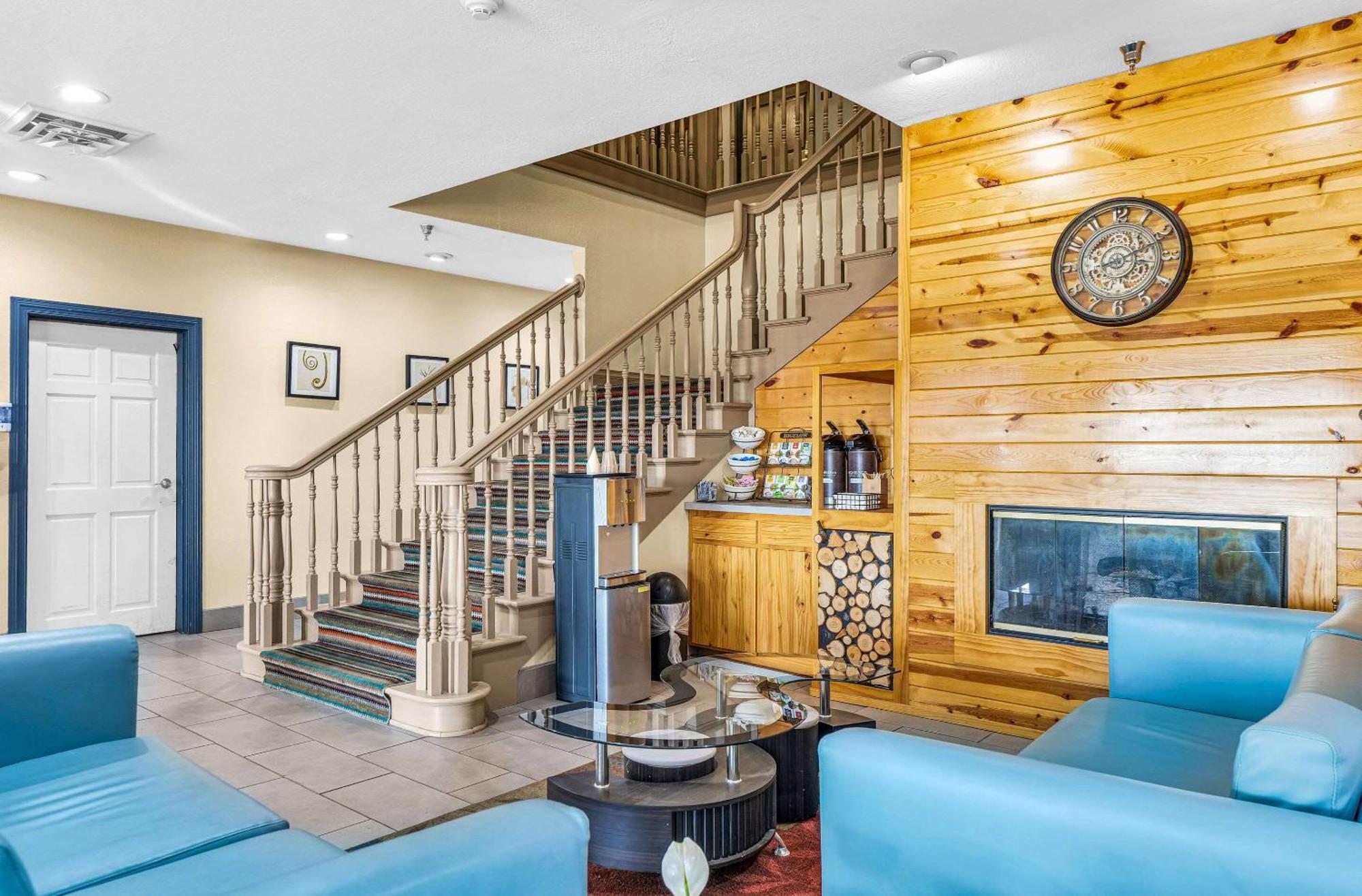 Country & By Radisson, Decatur, Il 3*