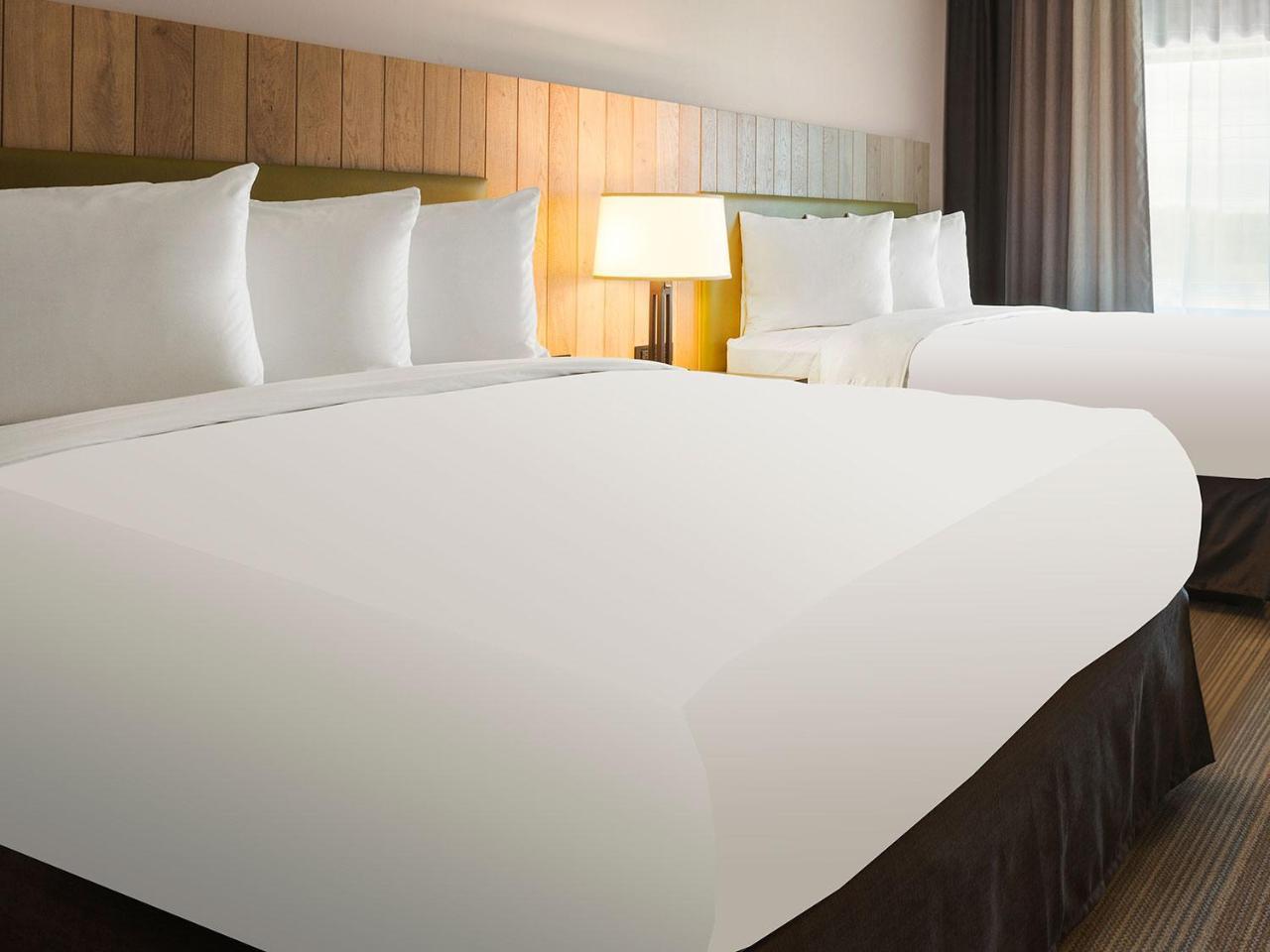 Country & By Radisson, Decatur, Il Hotel