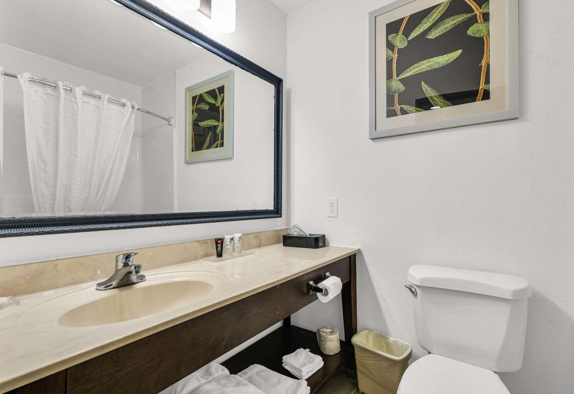 Country & By Radisson, Decatur, Il 3* Decatur